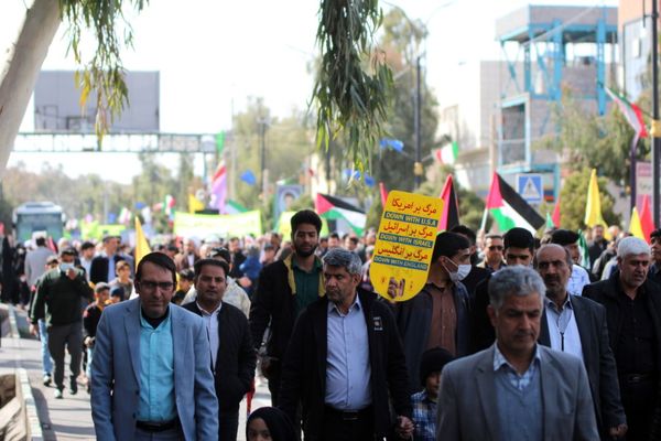 راهپیمایی ۲۲ بهمن در شهرستان بم 