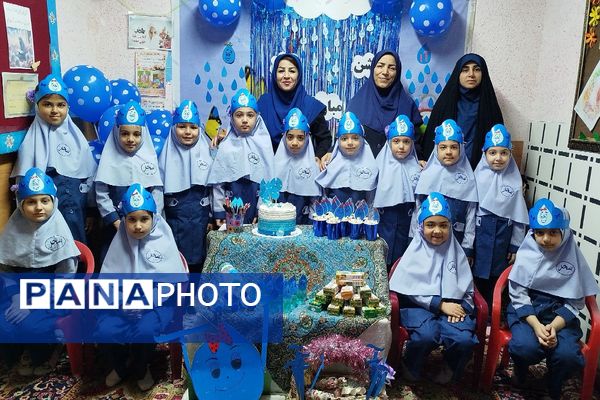 جشن آب در مدرسه سحر 