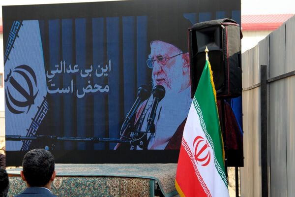 خشتِ بنای مدرسه ۱۸ کلاسه در شهرری گذاشته شد