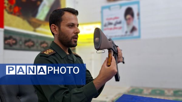 برگزاری کلاس سلاح شناسی ویژه دختران در شهرستان لنده