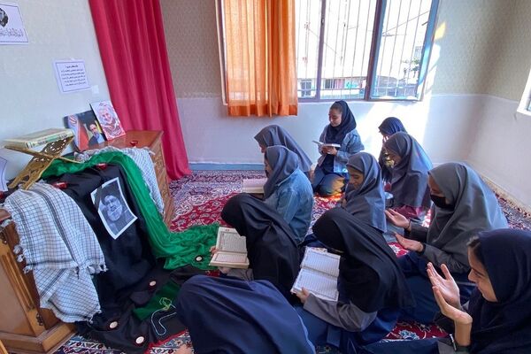 برگزاری محافل انس با قرآن در مدارس ابتدایی  رودهن 