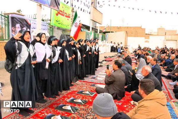 جلوه‌هایی از برگزاری نماز عید سعید فطر در شهر جعفریه قم