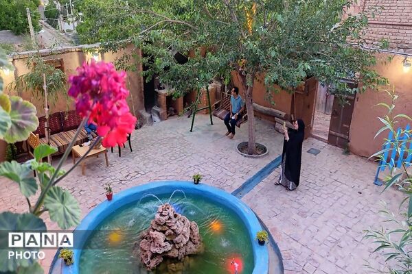 زیبایی‌های بومی و محلی در اقامتگاه های بوم گردی  شهربار