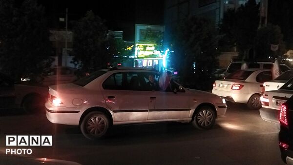 رژه ماشینی هر شب در بلوار فضل نیشابور 