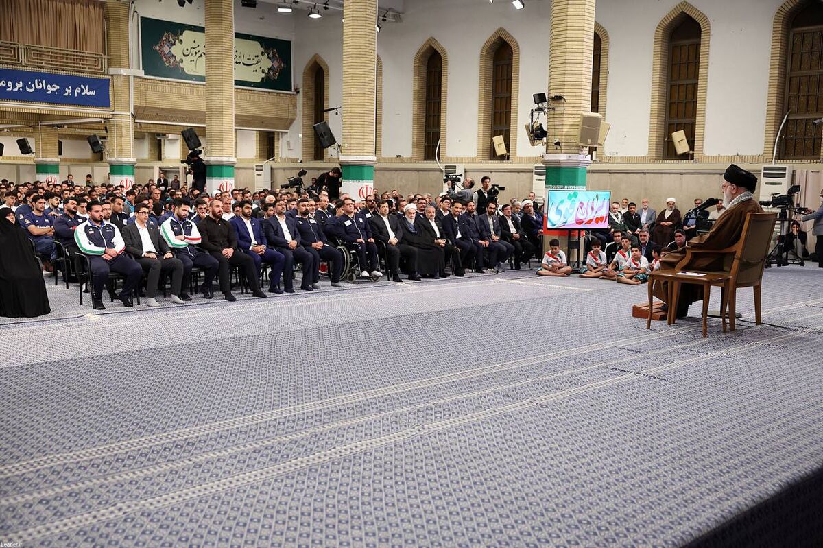 قدردانی و عهد جامعه ورزش با رهبر معظم انقلاب: سربازان ایران در جنگ نرم خواهیم بود