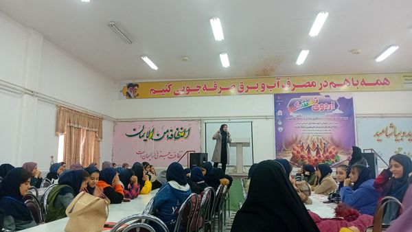 اردوی تمشک در شهرستان شازند 