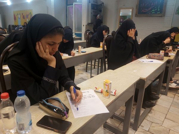 مسابقه بزرگ لیگ دانش آموزی جت مدارس منطقه ۵ تهران