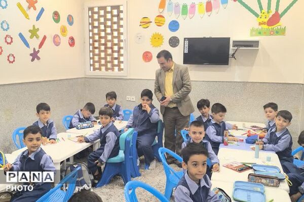 بازدید رئیس سازمان ملی تعلیم و تربیت کودک شهرستان های استان تهران از مرکز کودکستان دکتر حسابی شهرری