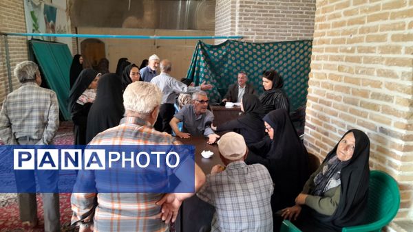 میز خدمت ادارات نیشابور در نماز جمعه 