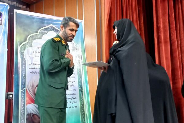  همایش بانوان مقاومت در قرچک