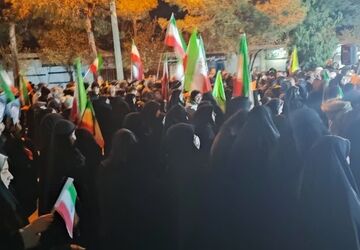 تجمعات مردمی شهرضا پرشور ادامه دارد