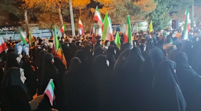 تجمعات مردمی شهرضا پرشور ادامه دارد