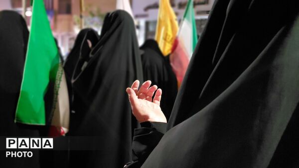 تا لحظه فتح در خیابانیم
