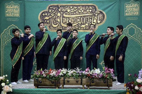 جشن میلاد امام علی(ع) در حرم حضرت معصومه(س) با تلاوت قاریان نوجوان 