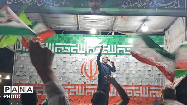 موج نودو سوم اجتماع مردمی در چهارباغ