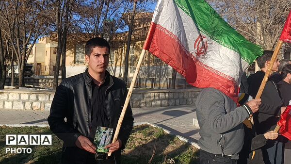 اجتماع میثاق با رهبر شهید و بیعت با سومین رهبر انقلاب اسلامی 