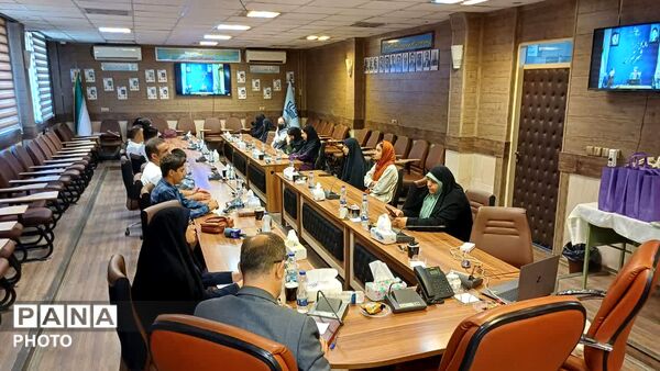 تجلیل از برگزیدگان مسابقات فرهنگی و هنری و پرسش مهر ریاست جمهوری منطقه ۱۶ شهر تهران