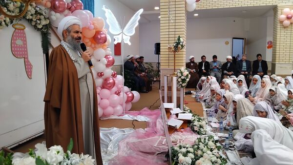 جشن بندگی فرشته‌های ۹ ساله در اهر