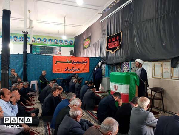 اقامه نماز عید فطر در روستای بلیان کازرون