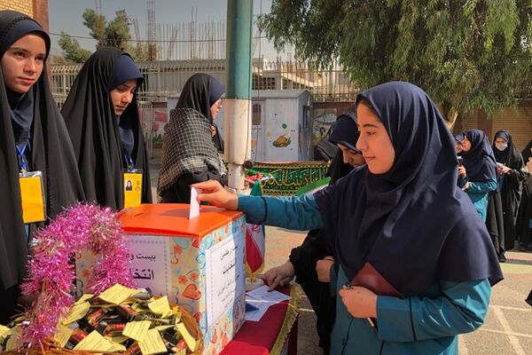 انتخابات شورای دانش‌آموزی در مدارس ناحیه 2 شهرری 