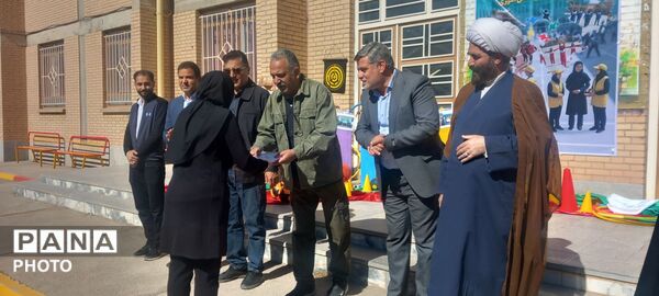 انتخابات انجمن ورزشی دبیرستان کوثر 
