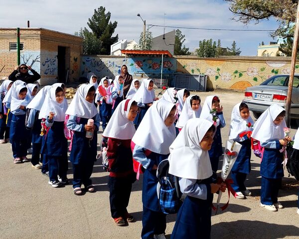 جشن شکوفه ها در مدارس خراسان شمالی