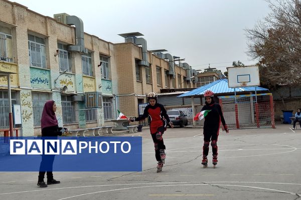 المپیاد ورزشی درون مدرسه‌ای در دبیرستان شاهد فیض ناحیه ۳ شیراز