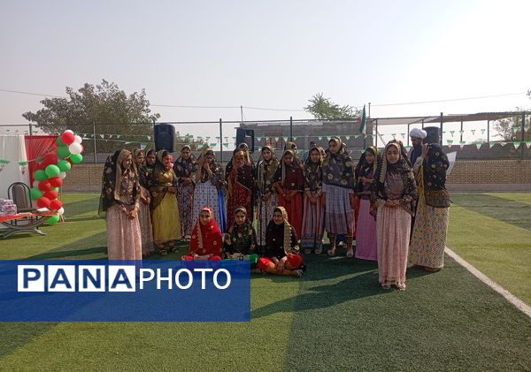 جشن دهه فجر در روستای لاور فین