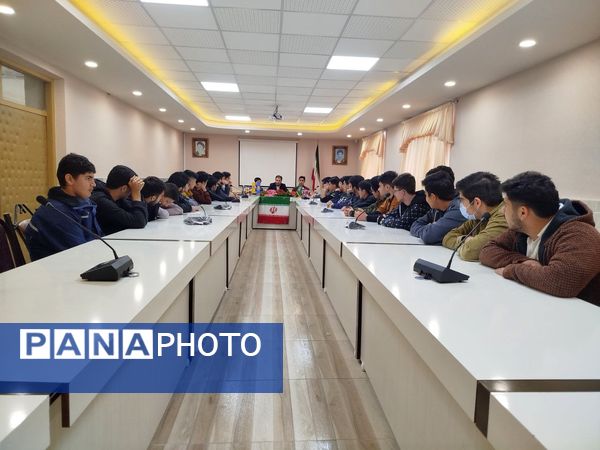 برگزاری جلسه هماهنگی تشکل های دانش‌آموزی دردبیرستان نمونه دولتی شیخ مفیدناحیه یک اردبیل 