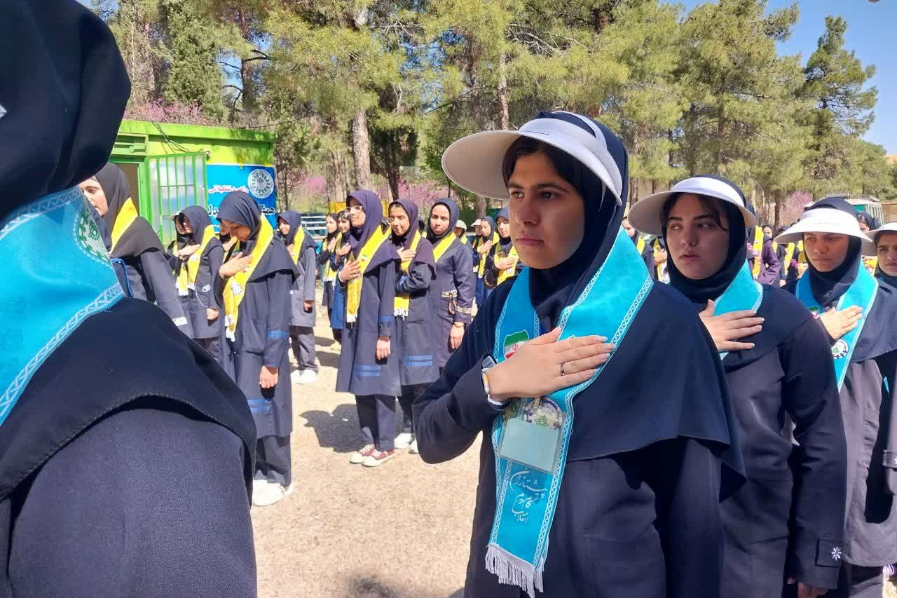 اردوی پایانی پیشتازان دختر مقطع متوسطه ناحیه 4 شیراز 