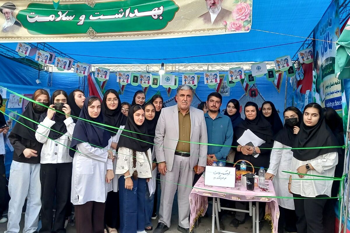 برپایی غرفه های مهدویت، فرهنگی هنری، بهداشت - سلامت، ورزشی و بسیج فرهنگیان در چهاردانگه