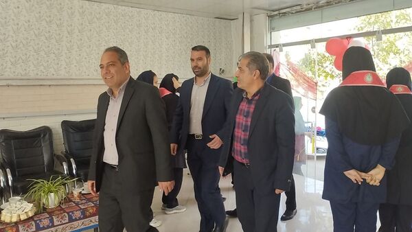 افتتاح واحد تجاری در دبیرستان فرهنگیان 