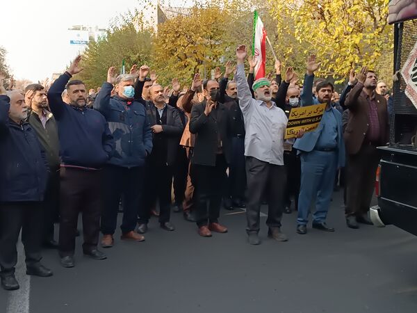 تشییع و تدفین پیکر شهید گمنام در اداره کل آموزش و پرورش شهر تهران