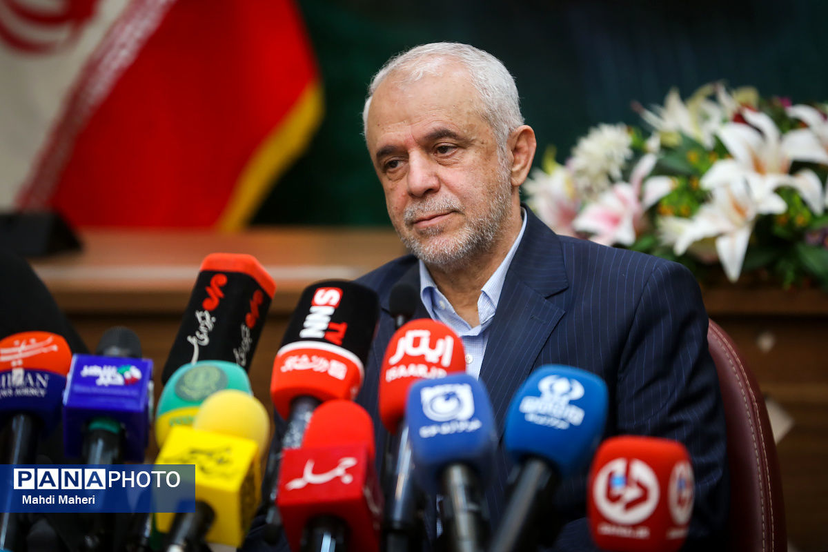 اوحدی: ویژگی‌ شاخص شهید جمهور و دیگر شهدای خدمت صمیمیت و مردم‌داری بود