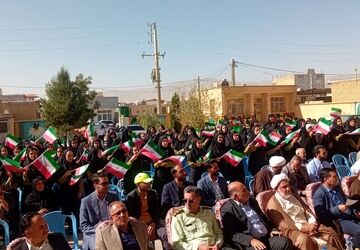 برگزاری مراسم جشن بازگشایی مدارس در شهرستان هلیلان