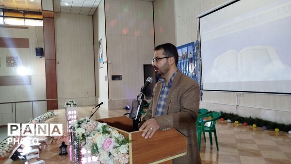 رقابت پرشور دانش‌آموزان در چهل‌وچهارمین دوره مسابقات قرآن، عترت و نماز 