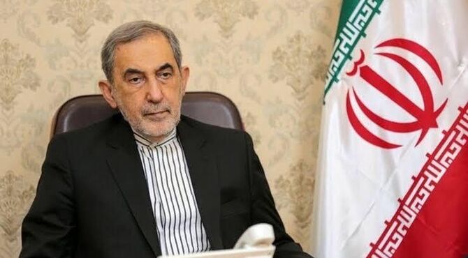 ولایتی: نیرو‌های خارجی باید منطقه را ترک کنند