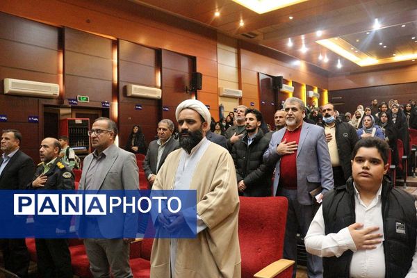 تجلیل از مقام مادر و گرامیداشت مقام حضرت فاطمه(س) در جشن روز مادر دانشگاه آزاد فیروزکوه