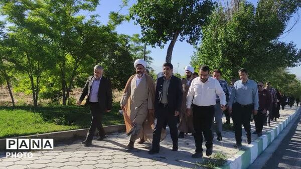 برگزاری همایش پیاده‌روی در شهرکرد 