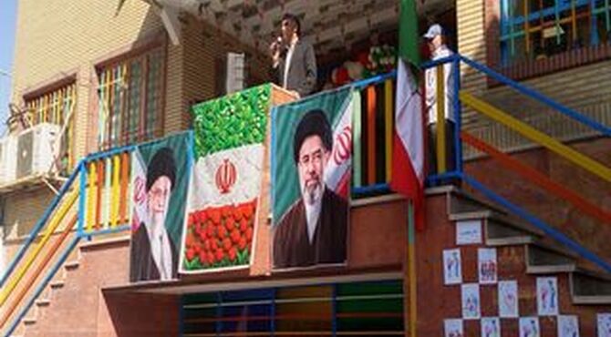 مدرسه ندای اسلام  یک روز نه؛ یک دنیا هنر