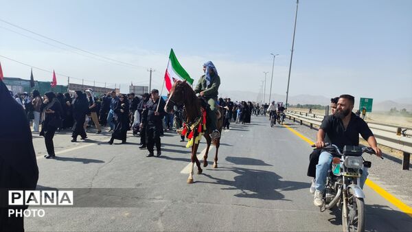 از میدان فراهان تا مشهد میقان؛ طنینِ “لبیک یا حسین” در هوای اراک 