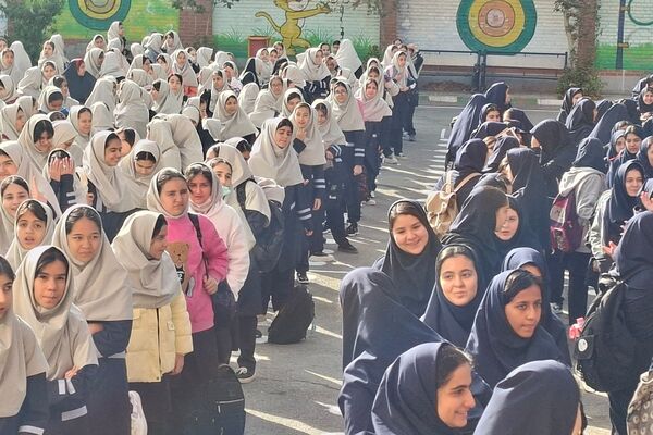 آغاز سال تحصیلی جدید در دبیرستان زینبیه۲