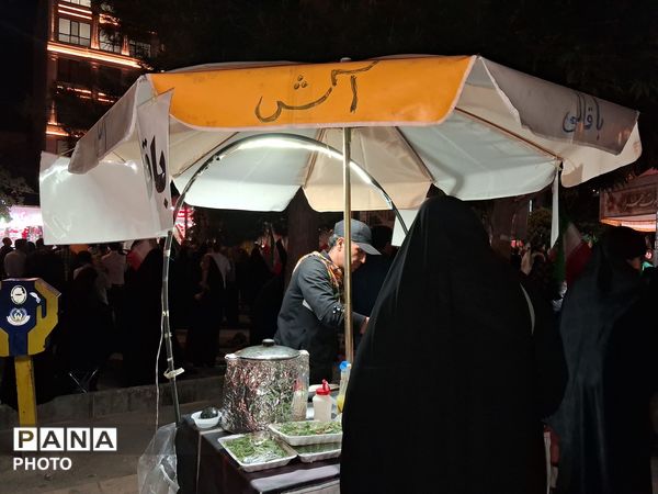  ندای لبیک نیشابوری پاسخی به زورگویان عالم 