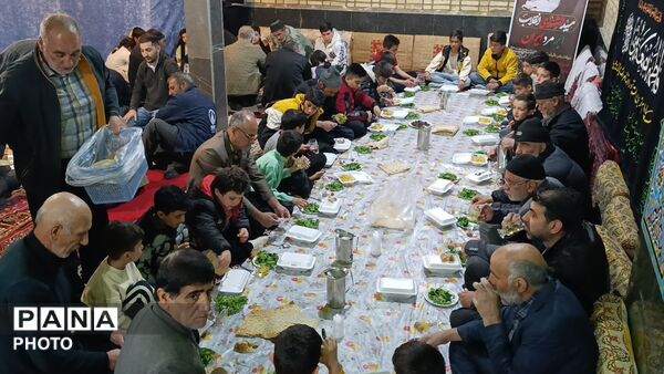 برگزاری سفره اطعام به‌مناسبت ایام شهادت امام علی(ع) در مسجد امام حسین(ع) سفیددشت