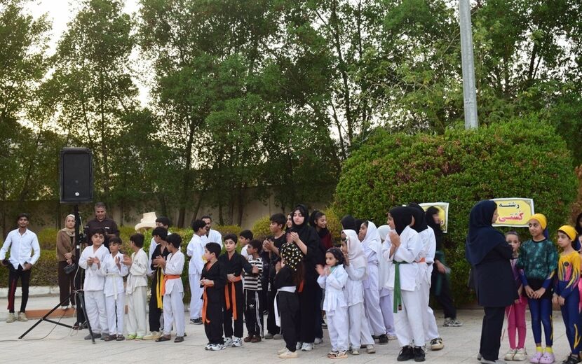  «سلامت خانواده» در جشنواره فرهنگی‌ورزشی شهر پویای حاجی‌آباد