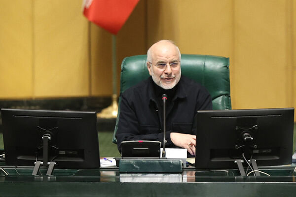 پاسخ قالیباف به تهدید ترامپ؛ به ملت ایران احترام بگذار