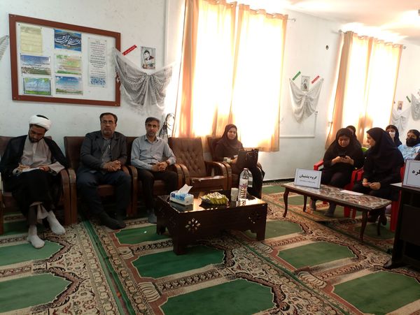 استقبال دانش‌آموزان پارسیان از مناظره‌های دانش‌آموزی