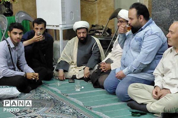 نوجوانان،خادمان جشن ولایت در مسجد جامع صاحب الزمان عج کاووسیه