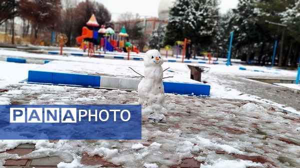 لردگان میزبان اولین برف زمستانی 