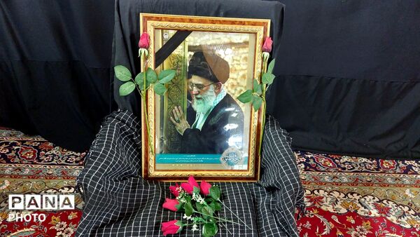 عزاداری فرهنگیان املش در چهلم رهبر شهید و شهدای مظلوم میناب 